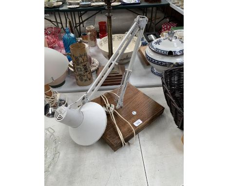 AN ANGEL POISE LAMP 