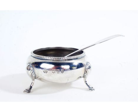 Victorian silver salt, London 1894, maker&nbsp;William Hutton &amp; Sons Ltd. of cauldron form with beaded rim, raised on thr
