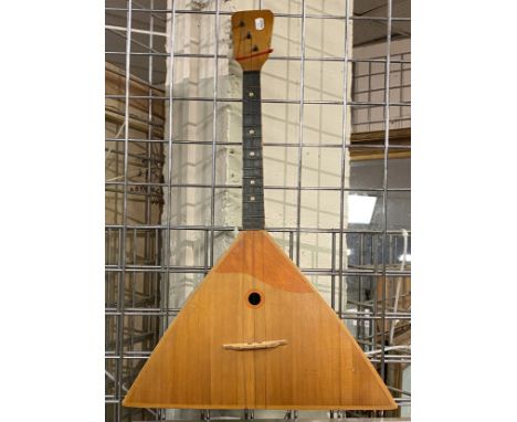 RUSSIAN 3 STRING BALALAIKA