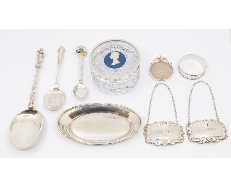 A collection of silver items to include; A Wedgwood jasperware and silver rimmed commemorative Queen Elizabeth II Silver Jubi