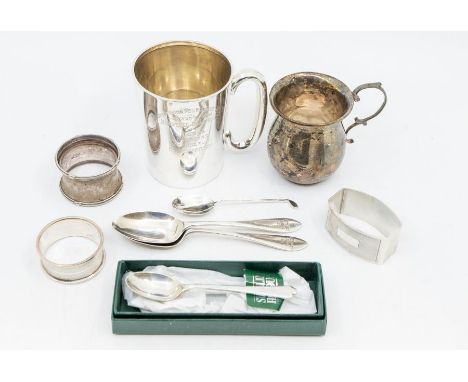 A collection of silver to include some golf interest; a plain silver presentation mug inscribed "County Union Foursomes 1929 