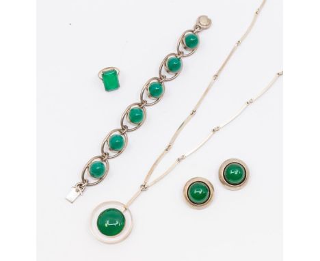 Niels Eric From:  A suite of silver and chrysoprase set Modernist Danish jewellery to include a bracelet comprising oval open