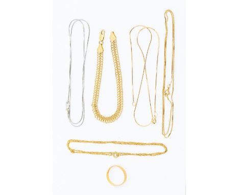 A collection of gold jewellery to include a 22ct gold band, size R, weight approx 2.3gms, an 18ct gold bracelet, three 18ct g