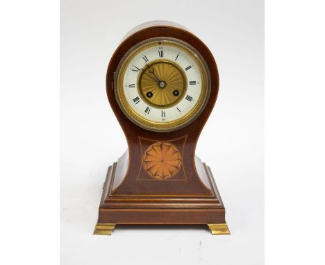 An Edwardian mahogany 8-day balloon mantel clock with batwing inlay and Roman numerals,