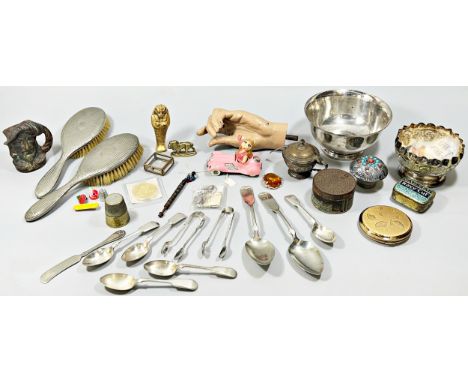 A small, mixed miscellaneous collection to include silverplated cutlery, mix metal Wes, a beaded white metal flask, vintage m