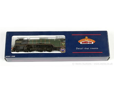 Bachmann OO Gauge renamed and renumbered 4-6-2 BR green A1 Class Loco now No.60151 and named Midlothian, fitted with etched n