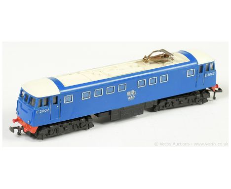 Hornby Dublo Bo-Bo BR blue Class AL1 Overhead Electric Loco No.E3002, loco has been converted to 3-rail, body has been modifi