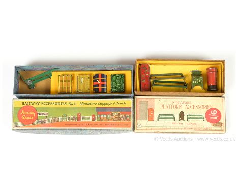 Hornby O Gauge a pair of Railway Accessories consisting of Railway Accessories No.1 Miniature Luggage and Truck, contents Exc