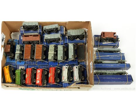 Hornby Dublo 2 &amp; 3-rail Goods Wagons comprising 3-rail 2 x grey Esso Tanker, 2 x Esso Royal Daylight Tanker, red Mobil Ta