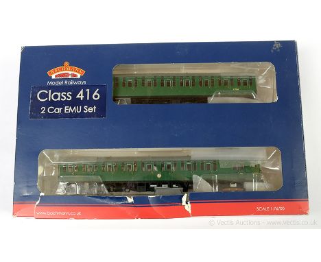Bachmann OO Gauge Ref 31-376 2EPB EMU late SR Multiple Unit overall Excellent to Excellent Plus in a Fair to Good damaged box