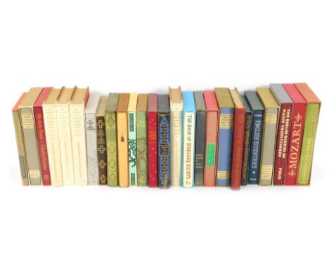 Folio Society. A collection of Folio Society books, comprising Short Stories from the Strand, English Excentrics, Gallery Sla