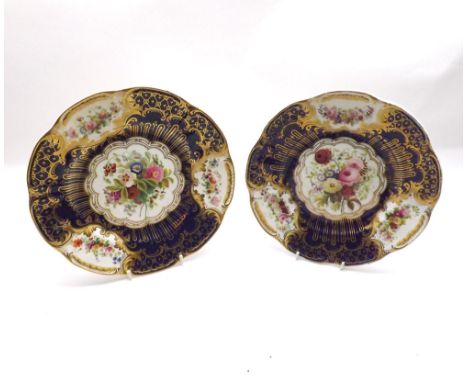 A pair of 19th Century Floral and Gilt Highlighted Plates, 9 diameter (no makers marks apparent)&nbsp;
Condition:
One only ha