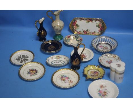 A BOX OF MIXED CHINA TO INCLUDE SPODE, ROYAL WORCESTER ETC.