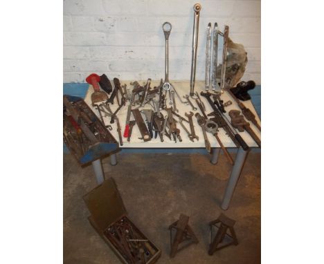 A SELECTION OF MECHANIC'S TOOLS