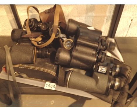 Tray of seven pairs of binoculars including Zenith, Miranda, Chinon etc 
