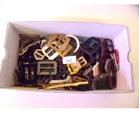 A large quantity of vintage buckles