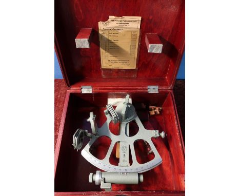 Wooden cased Freiberger Prazisionsmechanik sextant, with calibration leaflet dated 1968 