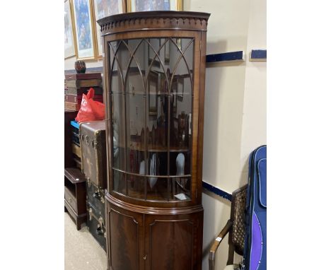 MAHOGANY BOW FRONTED CORNER DISPLAY CABINET, 70cm wide