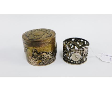 Chinese white metal trinket box and cover, 5cm high, and a white metal napkin ring (2) 