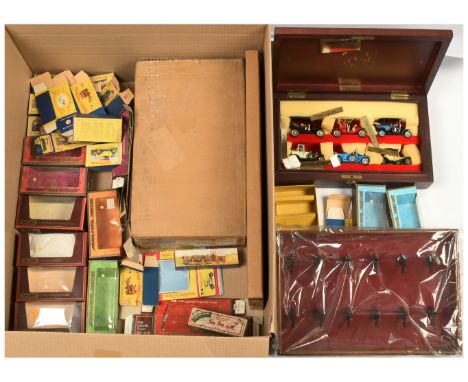 Matchbox Models of Yesteryear a group of Empty Boxes including G6 early Gift Set inner card tray, early card boxes for Y6 Bug