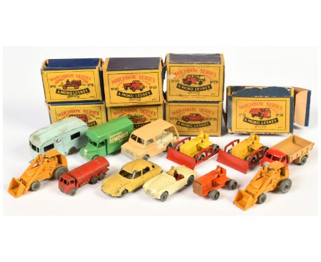 Matchbox Regular Wheels Boxed &amp; Unboxed Group&nbsp; - all with metal wheels to include 8a Caterpillar Tractor missing rub