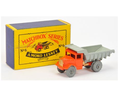 Matchbox Regular Wheels 6a Quarry Truck - Stannard Code 6 - type B short front axle brace, type B square tipper cross brace, 