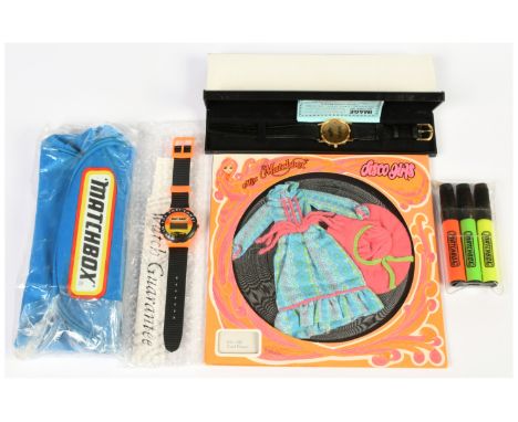 Matchbox group of miscellaneous items (1) Miss Matchbox Disco Girls DG 402 Cool Flower (2) Matchbox zip up belt bag (3) set o