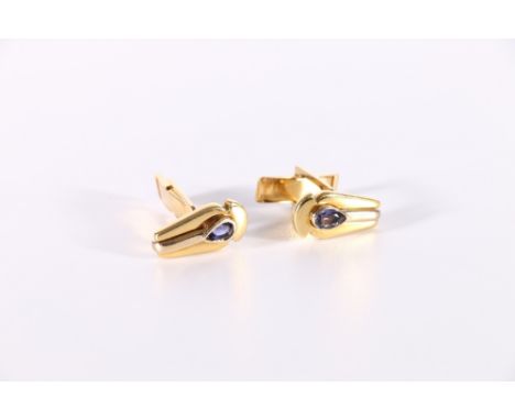Pair of 18ct gold cufflinks set with faceted teardrop shaped pale amethyst stones, stamped "750", 12.3g 