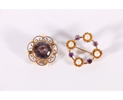 Two 9ct gold amethyst and pearl brooches, 10.8g gross, 2.5cm diameter 
