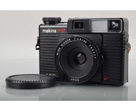 A Plaubel Makina W67 Rangefinder Camera, shutter working, meter responsive, rangefinder working, body G, some paint wear to f