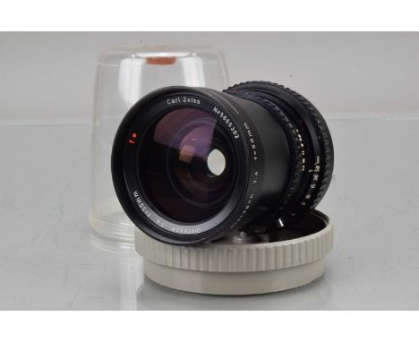 A Hasselblad Carl Zeiss C T* 50mm f/4 Distagon Lens, black, serial no 5665302, shutter working, barrel G-VG, elements G-VG, i