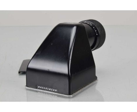 A Hasselblad HC-4 Prism Finer, body G, some slight marks, elements G-VG, no eye cup, with cap