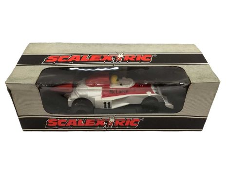 Selection of Scalextric accessories &amp; figures (1 box)