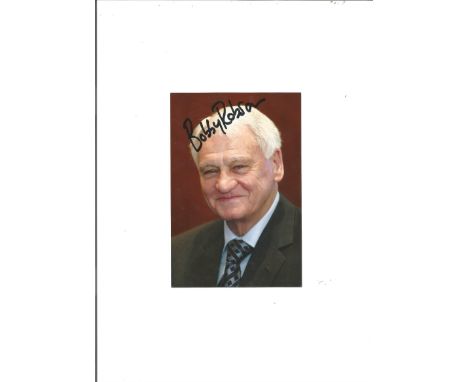 Bobby Robson signed 6x4 colour photo. (18 February 1933 - 31 July 2009) was an English footballer and football manager. His c