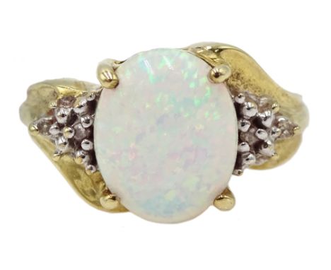 9ct gold opal and diamond ring, hallmarked Condition Report & Further Details Approx 3.4gm, size M-NClick here for further im