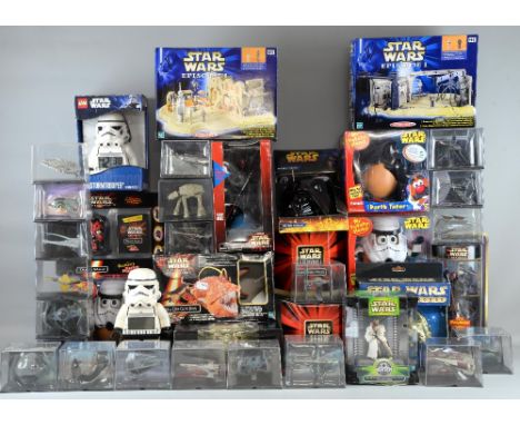 Star Wars - 21 boxed miniature models, Episode 1 Opee & Qui-Gon Jinn boxed, Lego alarm clock boxed, Yoda mug boxed, Darth Vad