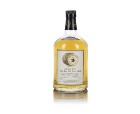  Caol Ila-23 year old-1974Distilled 24.12.74, bottled 8.12.98. Selected, produced and bottled by Signatory Vintage Scotch Whi