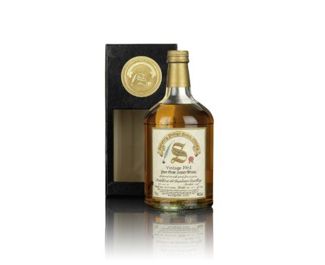  Dumbarton-29 year old-1961Distilled 19.1.16, bottled 2.90. Selected, produced and bottled by Signatory Vintage.Casks No. 102