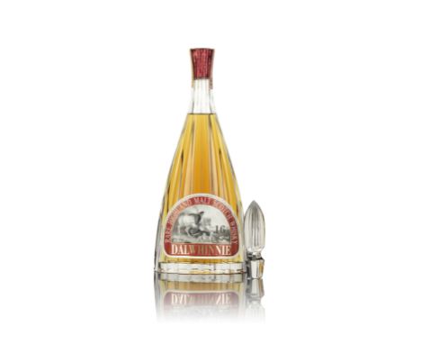  Dalwhinnie-16 year oldDistilled at Dalwhinnie Distillery. Imported by Sestante Import s.r.l., Parma. Crystal decanter. In or