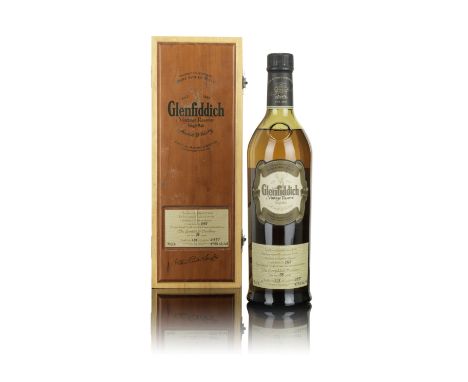  Glenfiddich vintage Reserve-35 year old-1965Bottled 25th July 2001. Distilled, matured and bottled at the Glenfiddich Distil