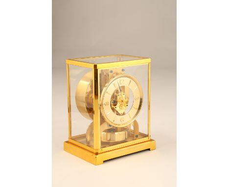 Jaeger Lecoultre Atmos clock, champagne coloured chapter ring with gilt numbers and batons No 89774 18cm long 13.5cm wide 22.