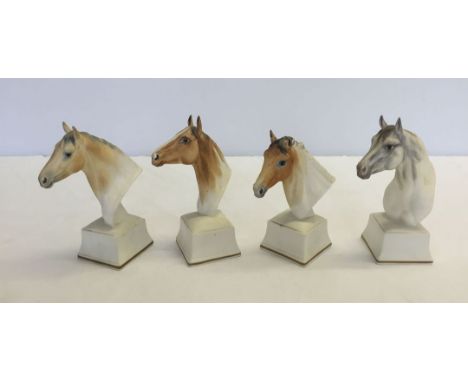 4 Royal Worcester horse head figurines on plinths; 1) Pyroeis, 2) Aethon, 3) Eous 4) Astrope. Approx 13.5cm tall