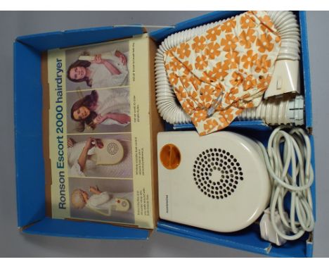 A Vintage Ronson Escort 2000 Hairdryer 