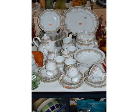 NORITAKE 'MORNING JEWEL' DINNERWARES, to include tureen, teapot, milk, sugar, meat platter, gravy boat, plates, cups/saucers 