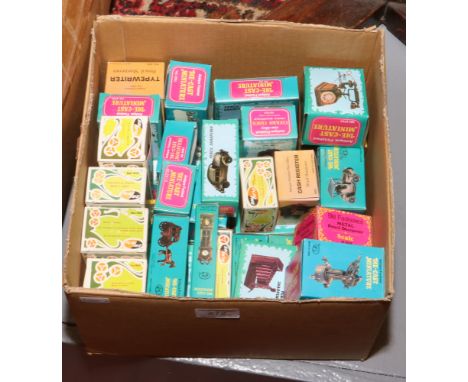 A quantity of novelty Diecast boxed pencil sharpeners to include telephone, clock, horse and carriage etc.