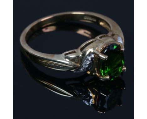 A 9ct gold Russian diopside and diamond ring. With certificate, size N.