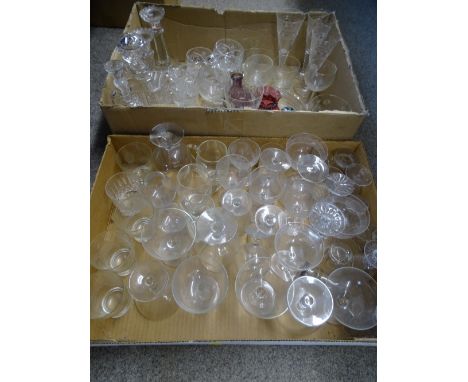 MIXED PARCEL OF DRINKING &amp; OTHER GLASSWARE including a thistle decanter and stopper with five glasses