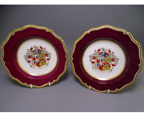 FLIGHT, BARR &amp; BARR WORCESTER ARMORIAL BOWLS, a pair bearing central coat of arms with 'Semper Fidelis' motto within a wi