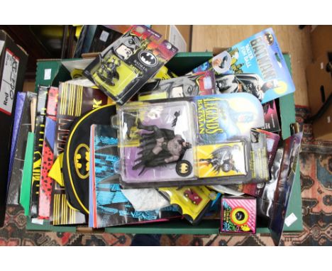 A collection of Batman related items to include Kenner Batman figures, Ertl Batman diecast figures, folders, bag etc (1 box)