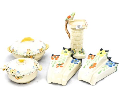  A pair of Art Deco wall pockets by Arthur Wood, a Wade Heath jug, two Crown Devon dishes with lids and a serving ladle (8)